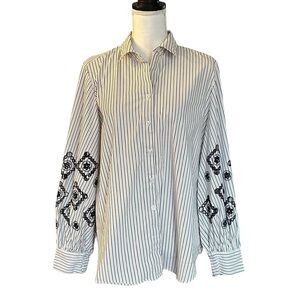 Chicos Classic Striped Long Sleeve Embroidered Poplin Button Down Shirt SZ Large